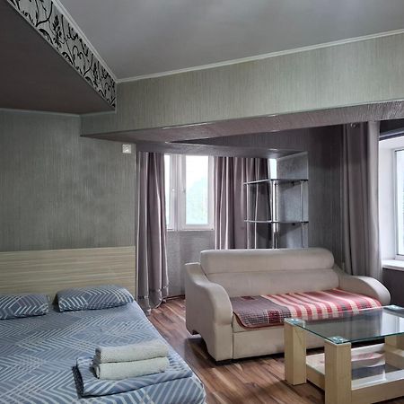 Apartment In Street Kievskaya 49 บิชเคก ภายนอก รูปภาพ