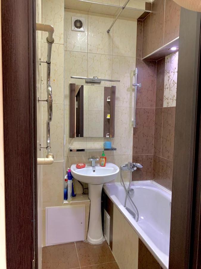 Apartment In Street Kievskaya 49 บิชเคก ภายนอก รูปภาพ